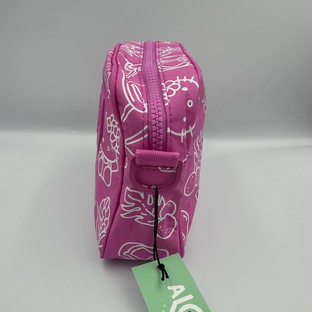 ALOHA Collection Hot Pink Hello Kitty Crossbody Bag - Picture 4 of 7
